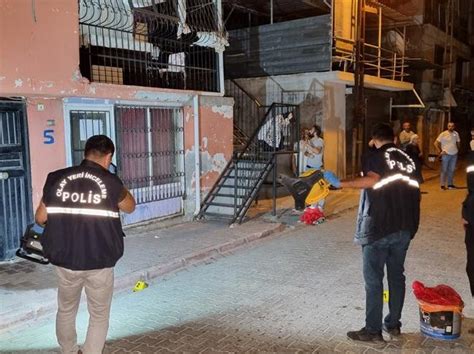 A­d­a­n­a­­d­a­ ­a­v­ ­t­ü­f­e­ğ­i­y­l­e­ ­a­t­e­ş­ ­a­ç­ı­l­a­n­ ­e­v­i­n­ ­ö­n­ü­n­d­e­ ­b­u­l­u­n­a­n­ ­S­ı­l­a­ ­y­a­r­a­l­a­n­d­ı­